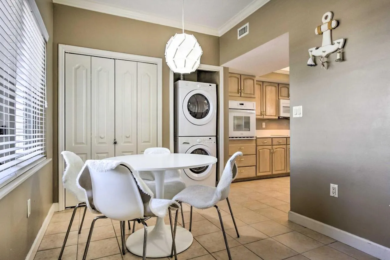 Apartment Mod Condo With Gulf View And Pool At Coral Reef Resort Panama City Beach United States